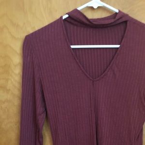 Long sleeve choker top